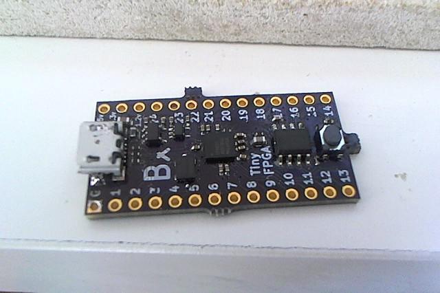 Tiny FPGA